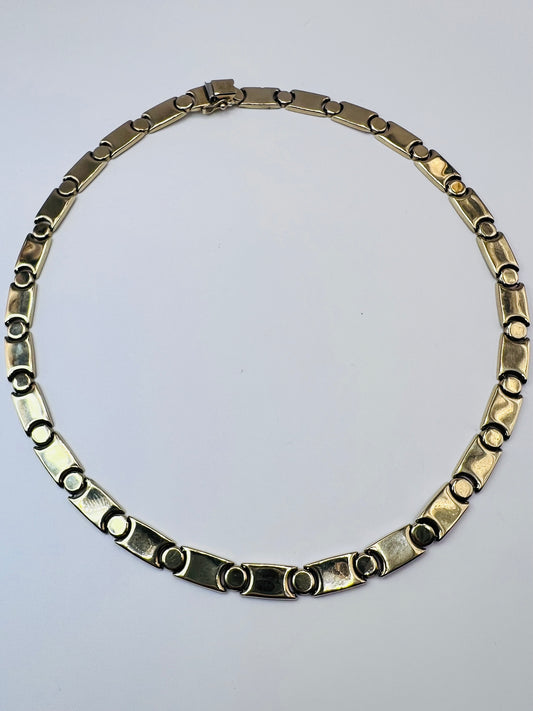 FANCY  FLAT CIRCLE NECKLACE