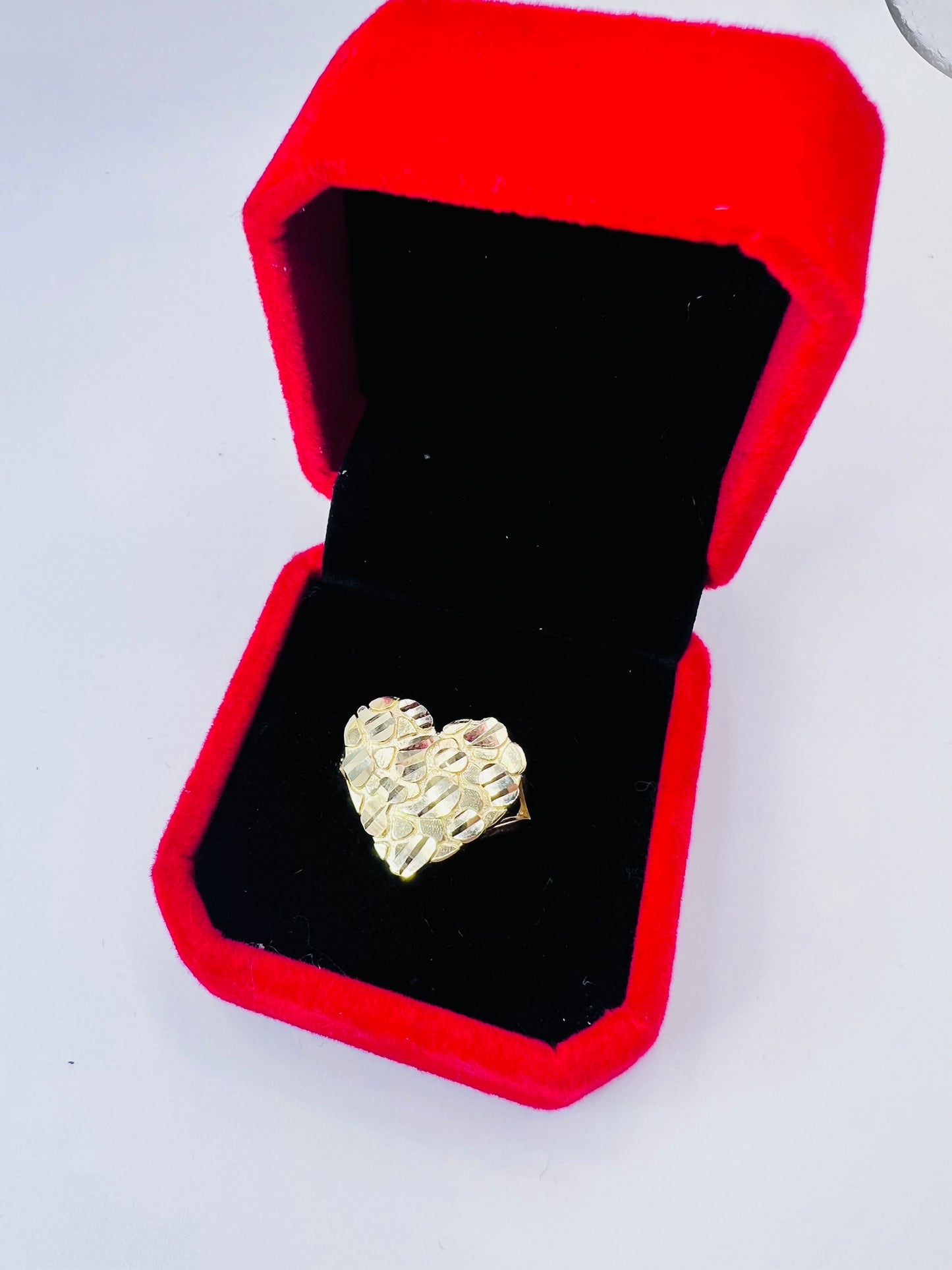 HEART NUGGET RING