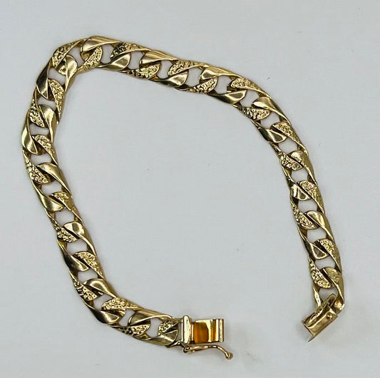 SQUARE CURB BRACELET